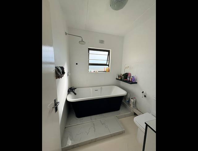 2 BEDROOM APARTMENT FOR SALE IN PARKRAND